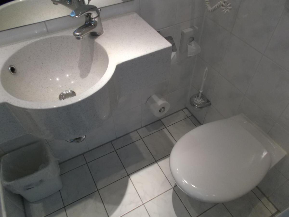 Art Hotel Ufer 뒤셀도르프 외부 사진