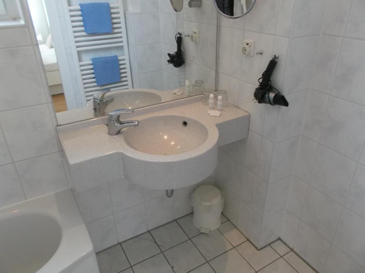 Art Hotel Ufer 뒤셀도르프 외부 사진
